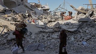  Gaza Strip: Efforts to remove rubble underway as fragile ceasefire holds