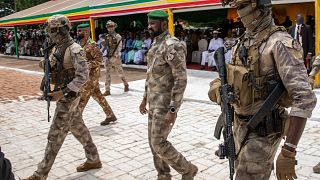 France expels Malian diplomats, ends anti-terror cooperation