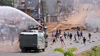 Tear gas and tension in Nairobi as anti-government protests escalate 