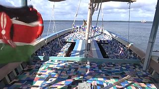 Kenya: Islanders upcycle washed up plastic waste into boats